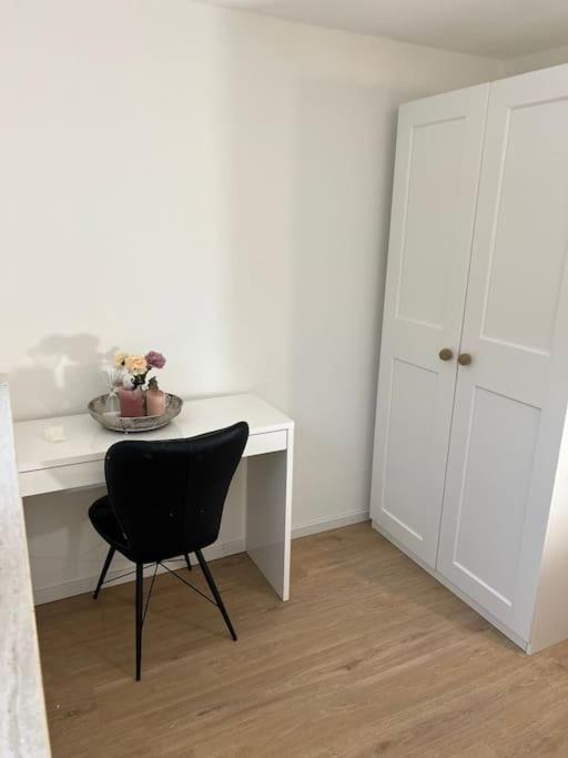 Moderne Gemuetliche Ferienwohnung In FDH Eksteriør billede